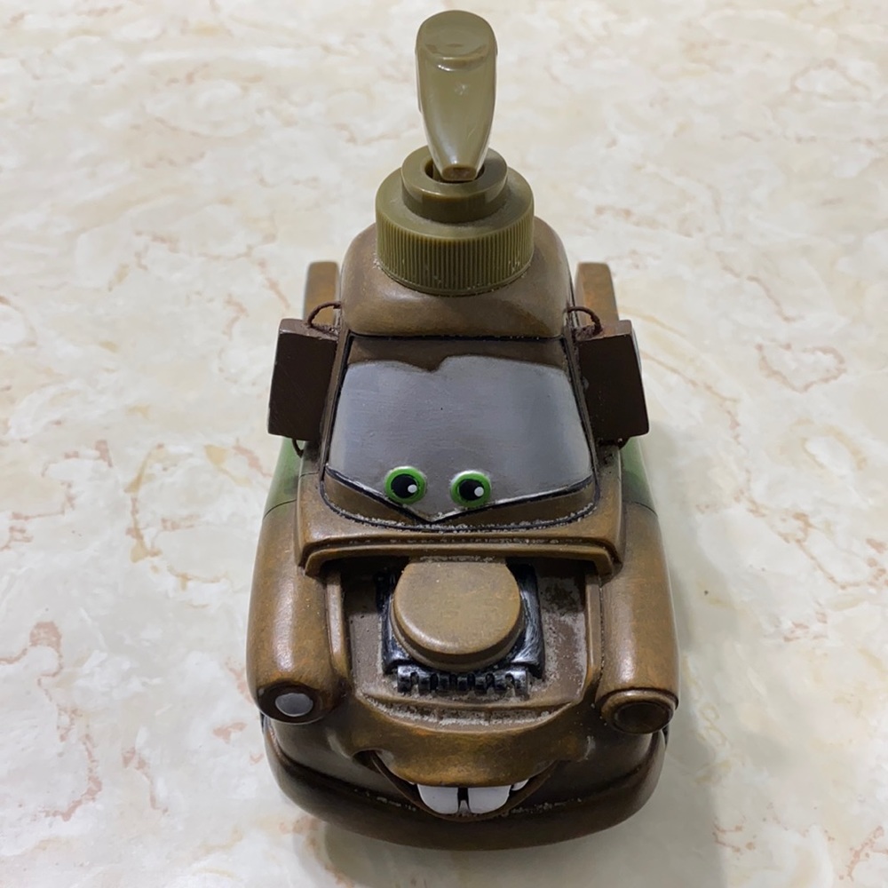 Disney Mater dispenser